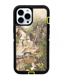 Protege tu iPhone 13 Pro Max con estilo en Guatemala con la funda heavy duty CAMO GREEN de SlowBack.