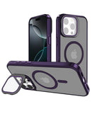 Funda transparente con soporte de cámara y carga inalámbrica para iPhone 13 Pro Max en color morado en Guatemala.