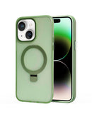 Compra en Guatemala el mejor case de carga inalámbrica con soporte de anillo en color verde para iPhone 14 Plus/15 Plus en SlowBack.
