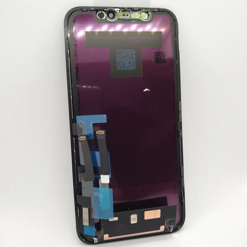 Encuentra pantallas OLED Premium para iPhone 11 con opción de cambio de IC en talleres de reparación en Guatemala.