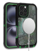 Protector resistente con carga inalámbrica para iPhone 16 Pro en color CAMO GREEN, ideal para encontrar en Guatemala.