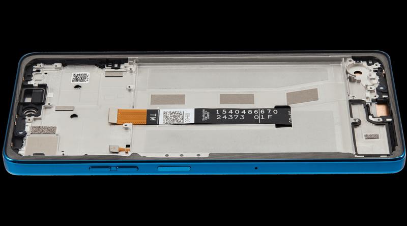 Reparación de pantalla Motorola Moto G75 5G en Guatemala, pantalla LCD en color Aqua Blue.