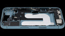 Marco medio de iPhone 16 usado, color teal, con puerto de carga. Ideal para reparación de chasis o pantalla rota.