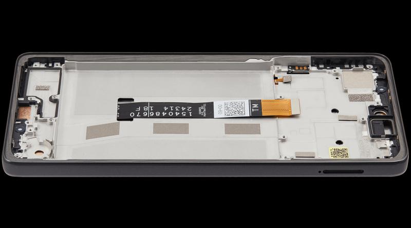 Reparación de pantalla con marco para Motorola Moto G75 5G en Guatemala.