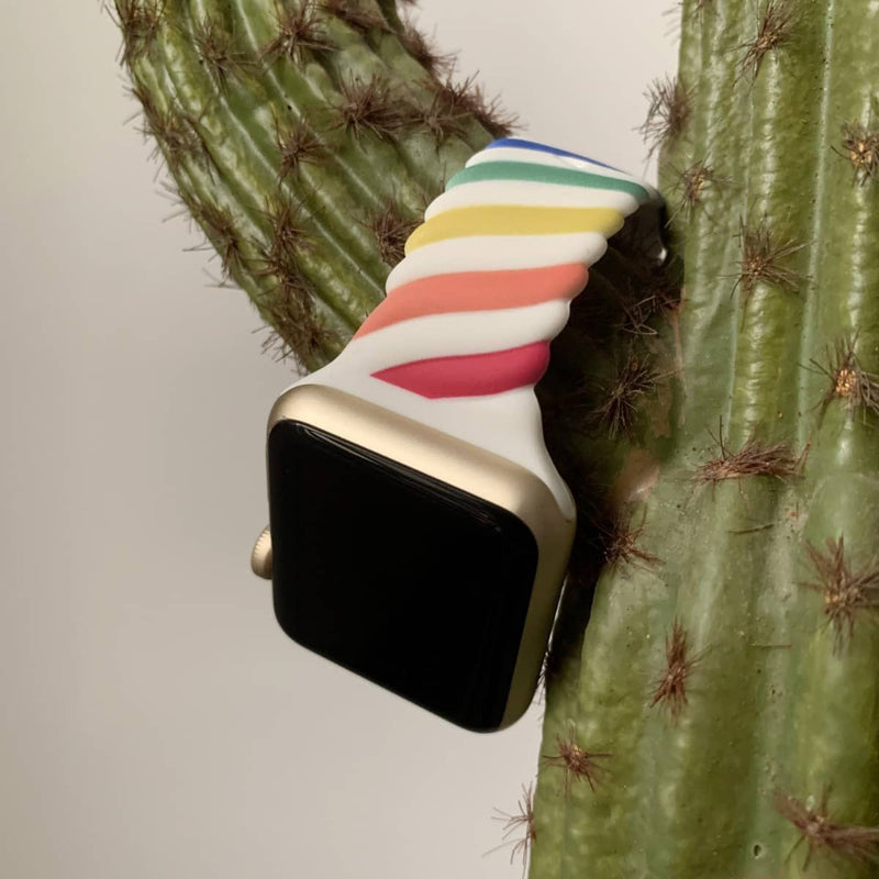 Encuentra la mejor banda de silicona trenzada en colores variados para tu iWatch en Guatemala, disponibles en diferentes tamaños.