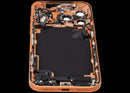 Tapa trasera Cosmic Orange usada para iPhone 17 Pro Max A3295 con puerto de carga flex.