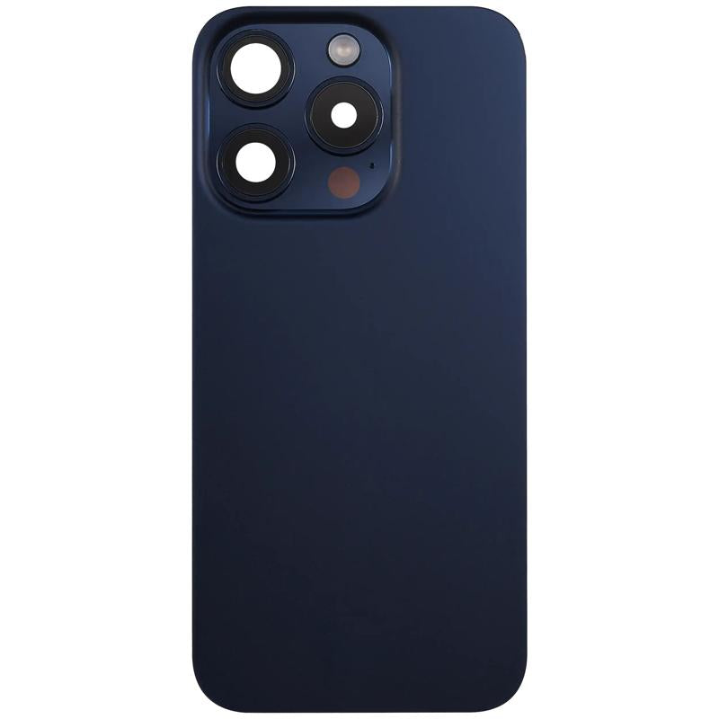 Encuentra tapas traseras originales MagSafe para iPhone 15 Pro en Guatemala con garantía, en diferentes colores como Blue Titanium.