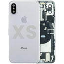 Tapa trasera plateada usada para iPhone XS (A1920, A2097) con puerto de carga y componentes preinstalados.