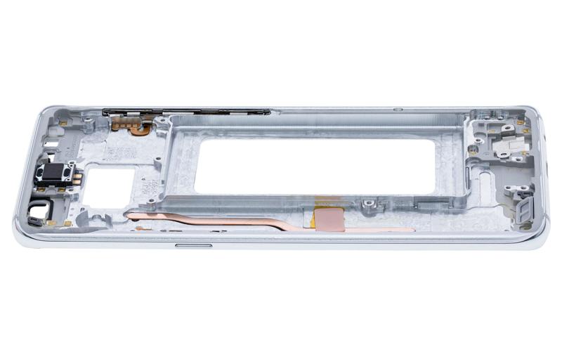 El marco intermedio compatible para Samsung Galaxy S8 en Guatemala con piezas pequeñas y color Arctic Silver está disponible en nuestro taller de reparaciones.