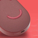Altavoz Bluetooth Skullcandy Kilo XT rojo, portátil, resistente al agua, con correa y controles integrados.