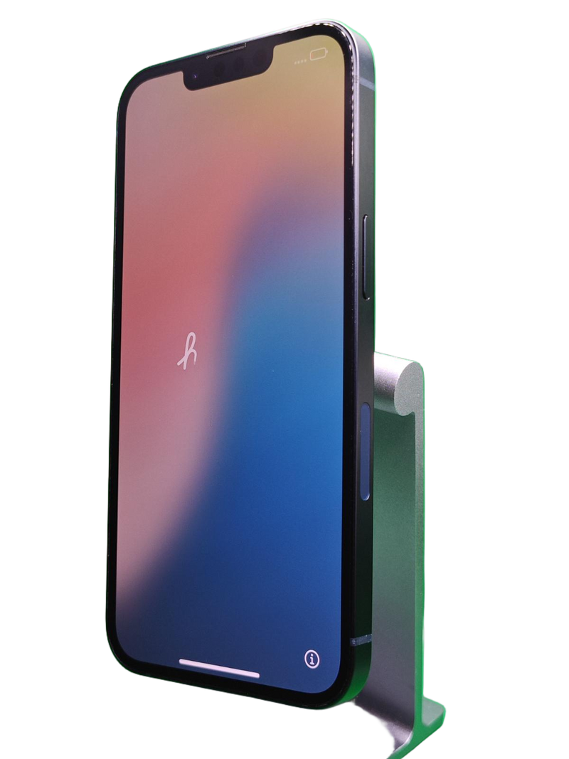 Encuentra iPhone 13 Seminuevo Negro en Guatemala con garantía de calidad como nuevo y 128GB de almacenamiento en nuestro taller de reparaciones certificado.