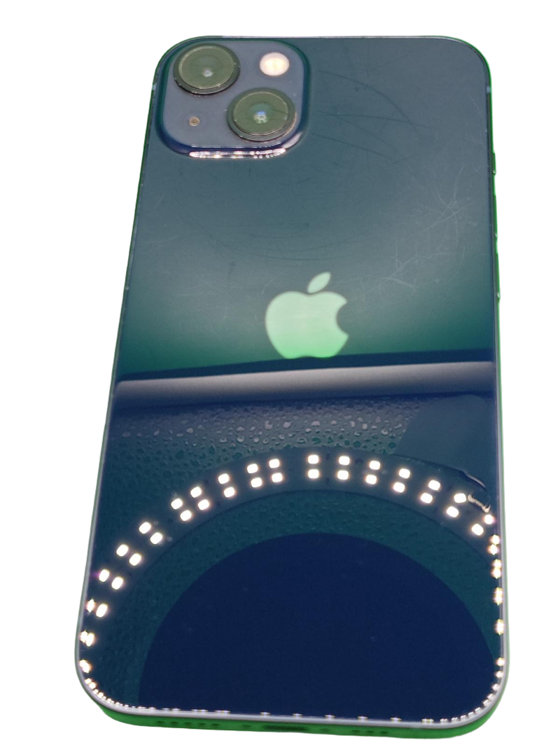 Encuentra iPhone 13 Seminuevo en Guatemala, libre de fábrica y certificado, con 128GB de capacidad y salud de batería al 85%.