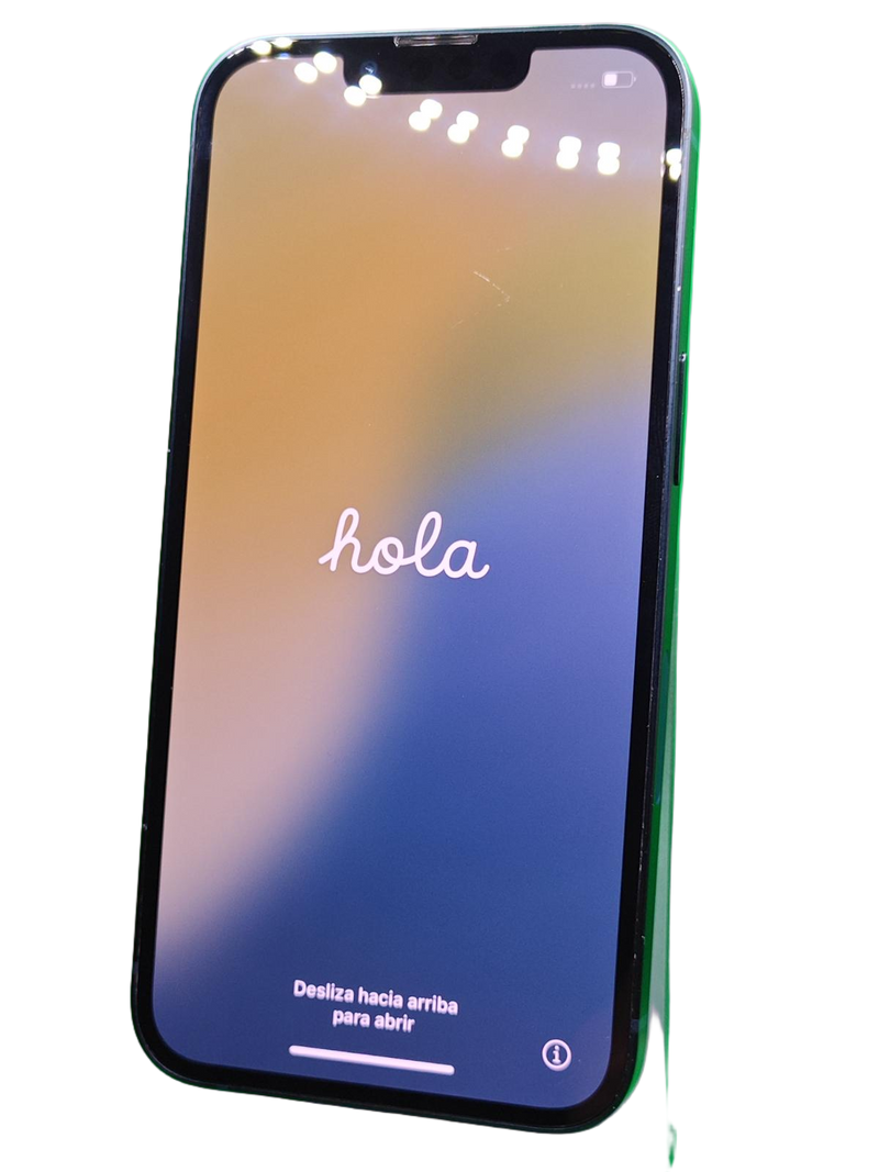 Compra tu iPhone 13 Seminuevo en Guatemala, libre de fábrica, negro, 128GB, con certificado y garantía de salud de batería al 82%.