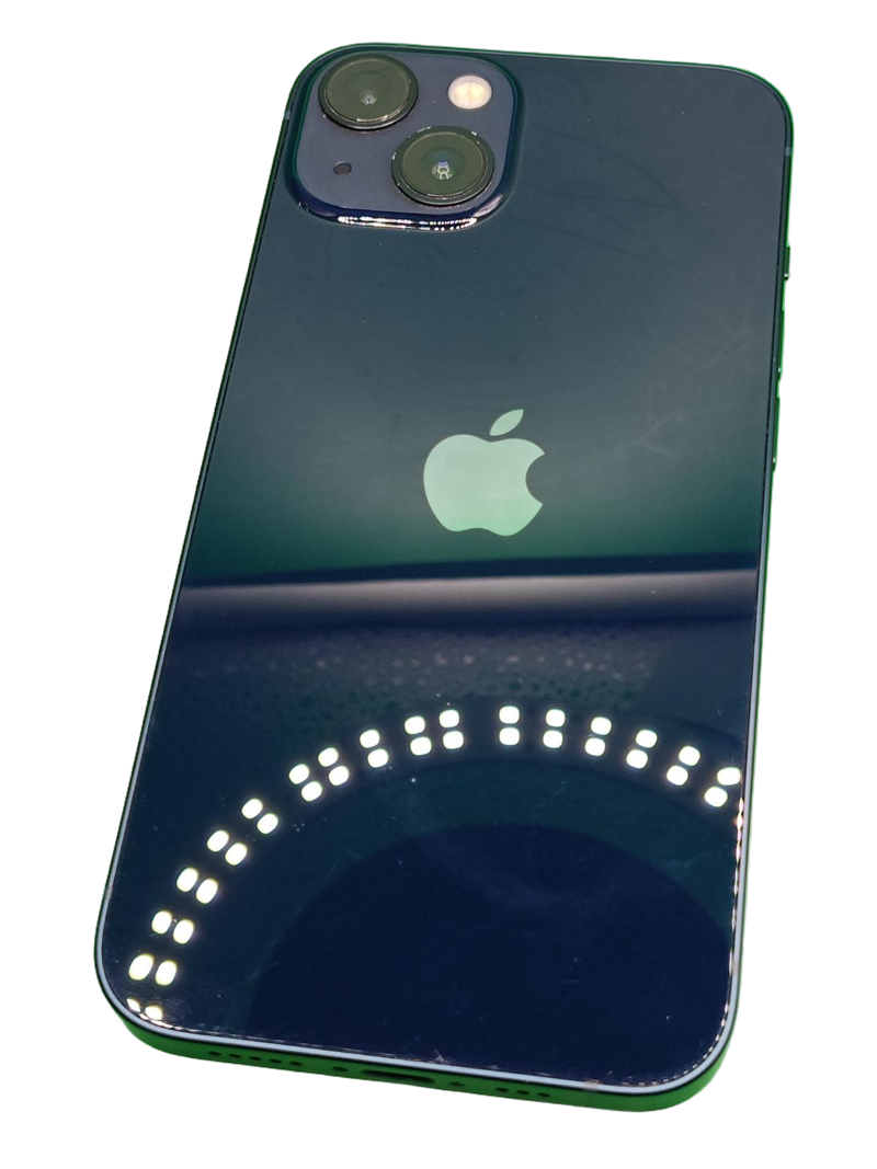 Compra tu iPhone 13 Seminuevo en Guatemala, libre de fábrica, negro, 128GB, con certificado y garantía de salud de batería al 82%.