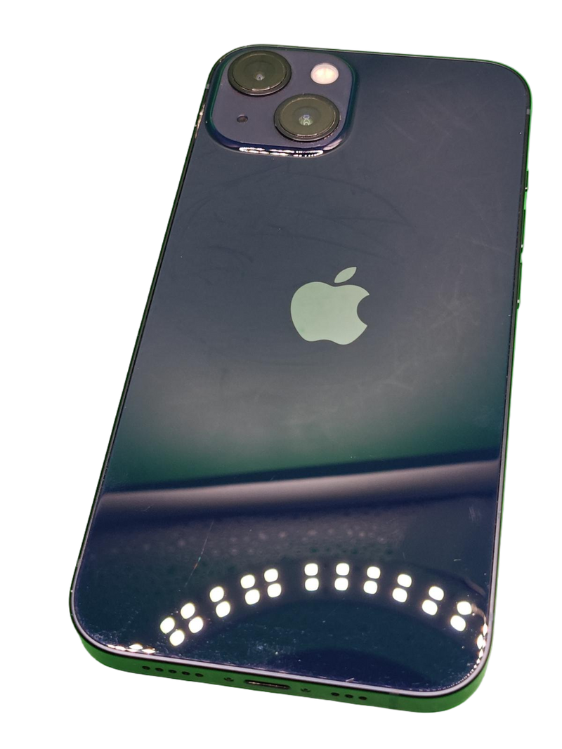 Venta de iPhone 13 seminuevo en Guatemala, color negro, libre de fábrica, certificado y con salud de batería al 82%.