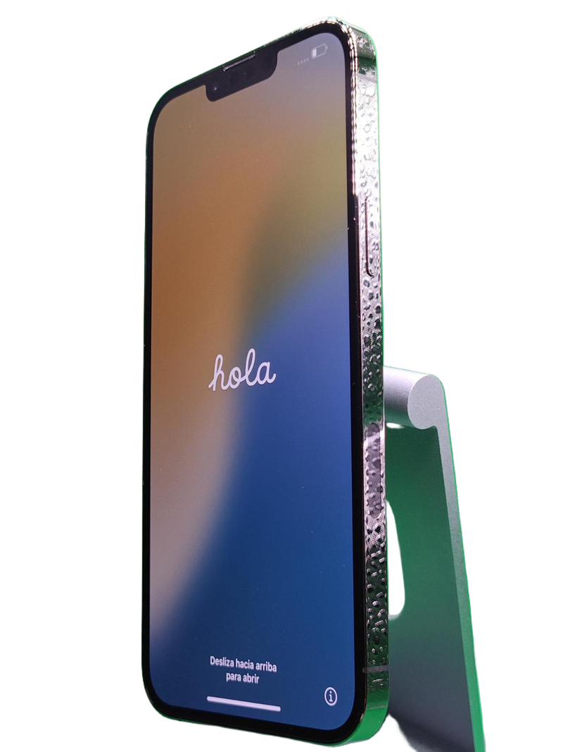 Compra en Guatemala un iPhone 13 Pro Max seminuevo de 128GB, certificado como nuevo, con salud de batería al 84% y libre de fábrica.