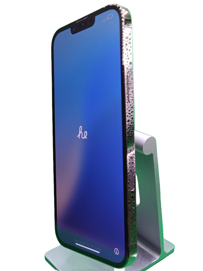 Venta de iPhone 13 Pro Max seminuevo en Guatemala - Negro, 128GB, libre de fábrica, certificado y con salud de batería al 83%.