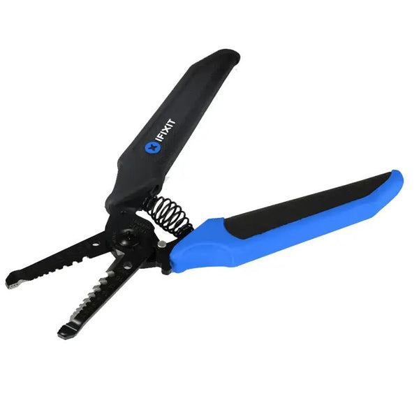 Encuentra el juego de alicates Mandible de 3 piezas de iFixit en Guatemala para tus reparaciones de herramientas.