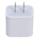 Cargador USB-C de pared 20W, blanco, para carga rápida de dispositivos móviles.
