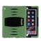 Encuentra en Guatemala case a prueba de golpes para iPad 10.2 en color verde militar con ranura para lápiz, ideal para mayoristas y talleres de reparación de iPad.