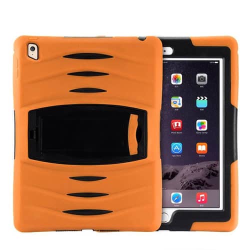 Protege tu iPad 10.2 con nuestra funda a prueba de golpes en color naranja en Guatemala.