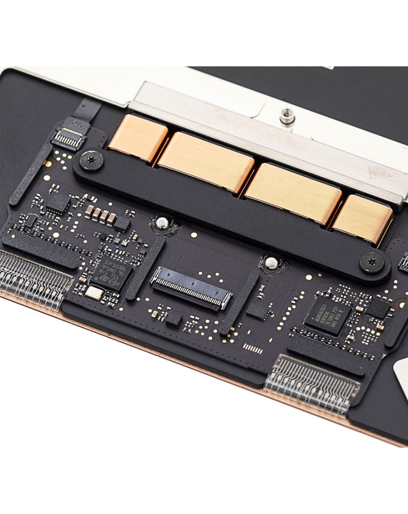 Encuentra el Trackpad GOLD para MacBook Air 13 Retina A1932 en Guatemala al mejor precio en talleres de reparación autorizados.