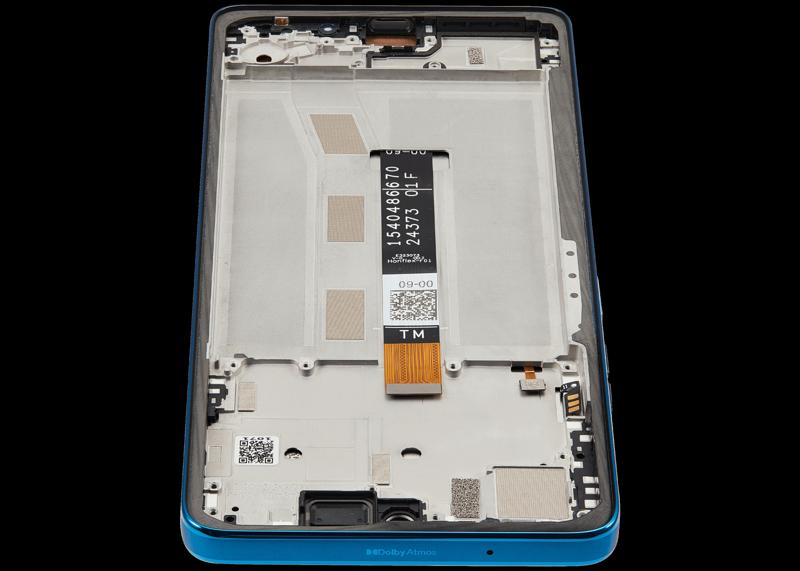 Reparación de pantalla Motorola Moto G75 5G en Guatemala, pantalla LCD en color Aqua Blue.