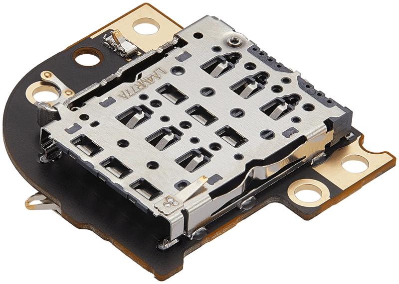 Reparación de placa PCB con lector de tarjeta SIM para Motorola Moto Edge 5G en Guatemala.