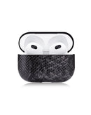 Encuentra el estuche Snake Fashion de cuero para AirPods 3 con 25 etiquetas en Guatemala, accesorios de calidad en SlowBack.