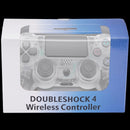 Mando DoubleShock 4 alámbrico blanco cristalino para PlayStation 4, con cable USB y diseño ergonómico.