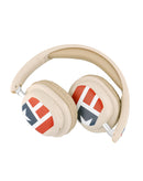 Auriculares deportivos Bluetooth Bytech blancos, diseño ergonómico, ideales para correr o hacer ejercicio.