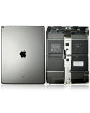 Tapa trasera plateada usada para iPad Pro 12.9 2.ª Gen (A1670/A1671) con componentes pequeños preinstalados.