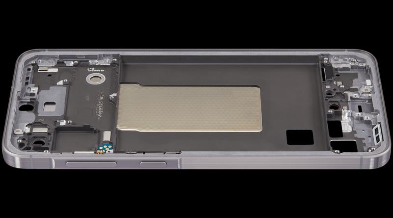 Reparación de carcasa de marco medio Samsung Galaxy A56 5G en Guatemala.