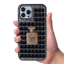 Funda Crystal Stones con adorno de perfume para iPhone 7G / 8G / SE 2020 en Guatemala, disponible en SlowBack.