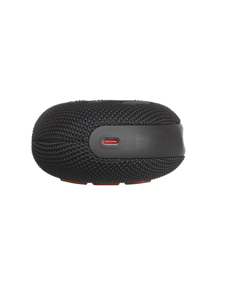 Altavoz JBL Clip 5 negro ultra-portátil impermeable ideal para tus aventuras acuáticas en Guatemala.