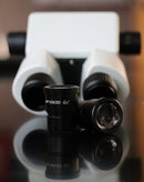 Microscopio estereo industrial trinocular 0.7-4.5x con luces LED y oculares widefield WF10X/20