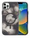 Encuentra la funda con carga inalámbrica Full Ink Painting en negro para iPhone 12/12 Pro en Guatemala, ideal para proteger tu dispositivo y cargarlo de forma inalámbrica.