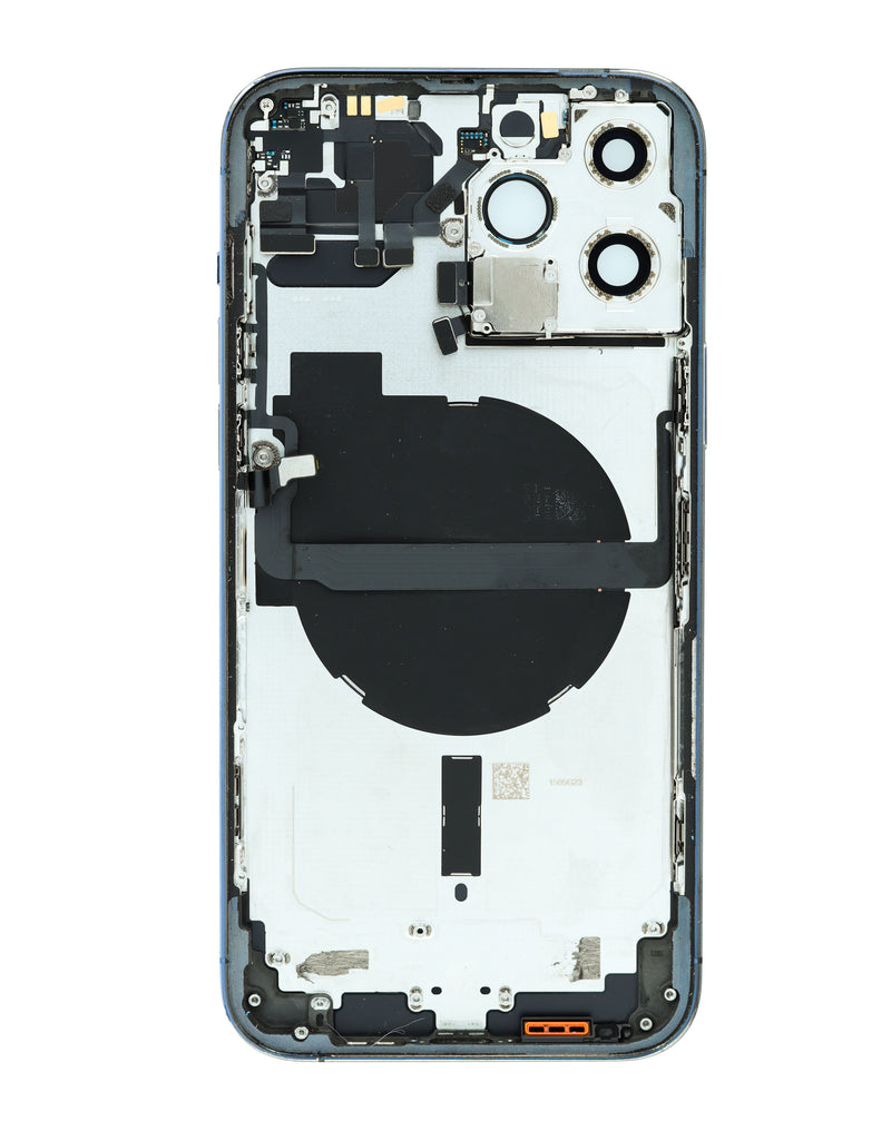 Encuentra chasis para iPhone 13 Pro Max en Guatemala con pequeñas partes preinstaladas en color azul para reparaciones en talleres de confianza.