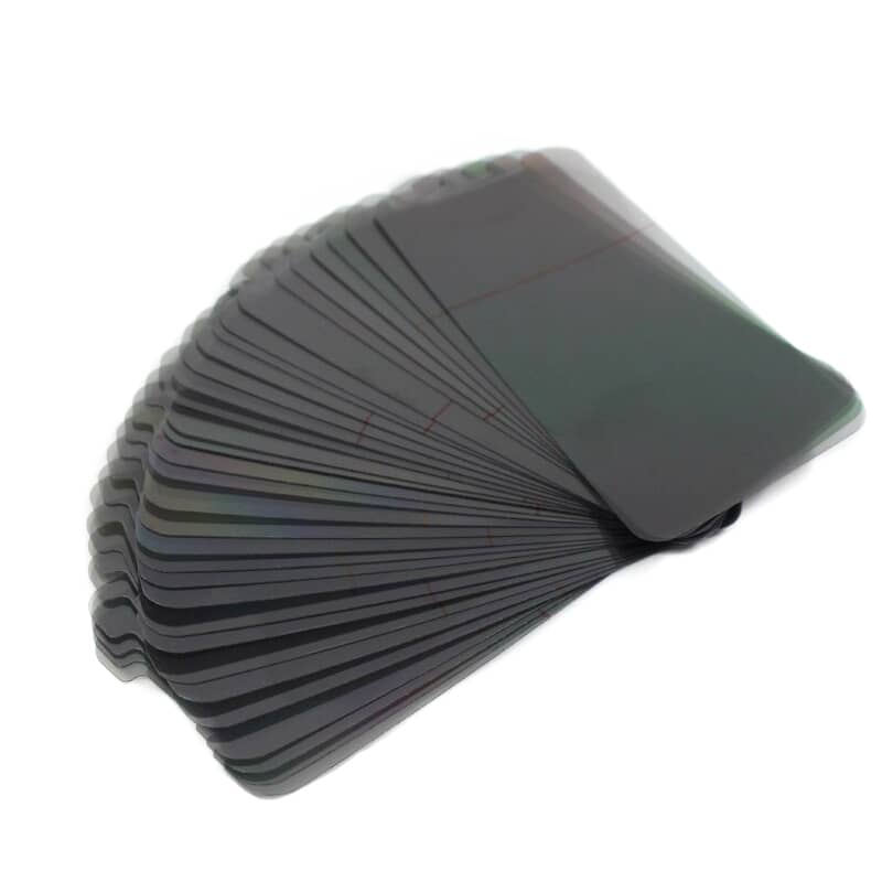 Compra un pack de 10 películas polarizadoras OCA Master para iPhone 13 Pro en Guatemala, ideal para reparaciones en talleres y negocios mayoristas.