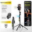 Trípode negro con palo selfie, seguimiento facial AI, rotación 360 grados para videos y fotos.