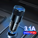Cargador de auto USB C y A SlowBack, 15W, color oro rosa metálico para carga rápida.