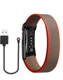 Banda fitness inteligente QWatch Pro color naranja con pantalla táctil, monitor de frecuencia cardíaca y correa ajustable.