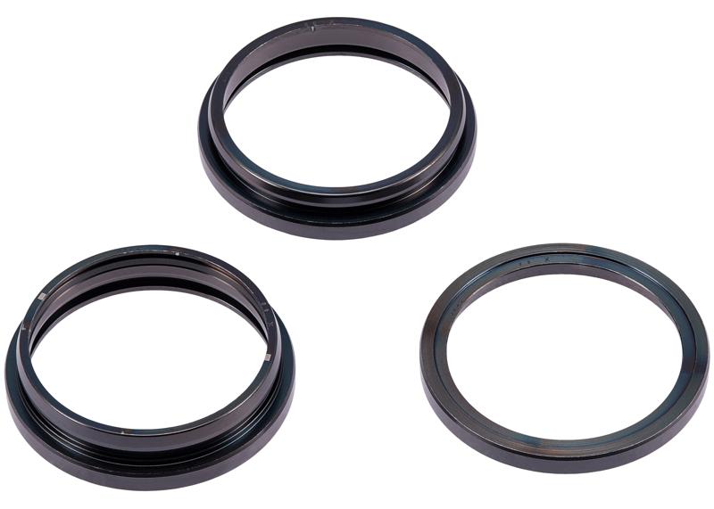 Anillo de bisel para camara trasera para iPhone 15 Pro (Titanio Negro) (Set de 3 piezas)