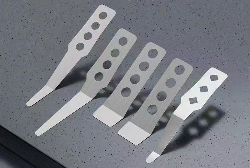 Cuchillas pre-dobladas diseniadas para reparacion a nivel de placa (2uFix)